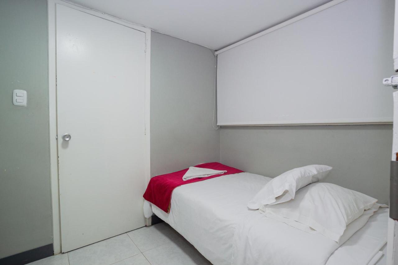 Apartasuites & Hotel Bogota Teusaquillo 外观 照片